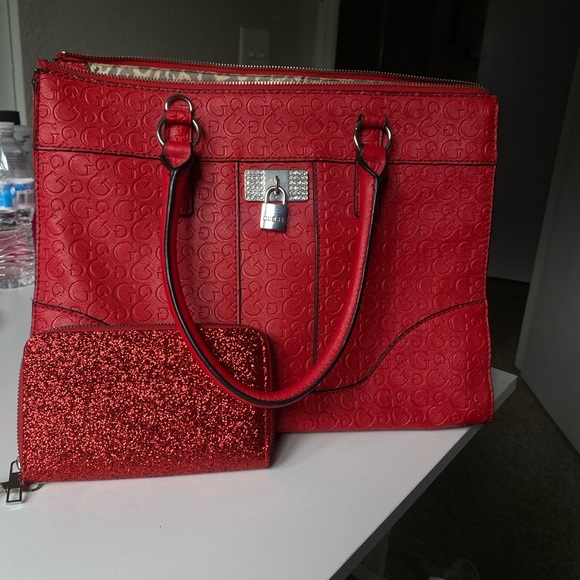 GUESS Elegant Red Handbag and Clutch Set - Picture 1 of 12